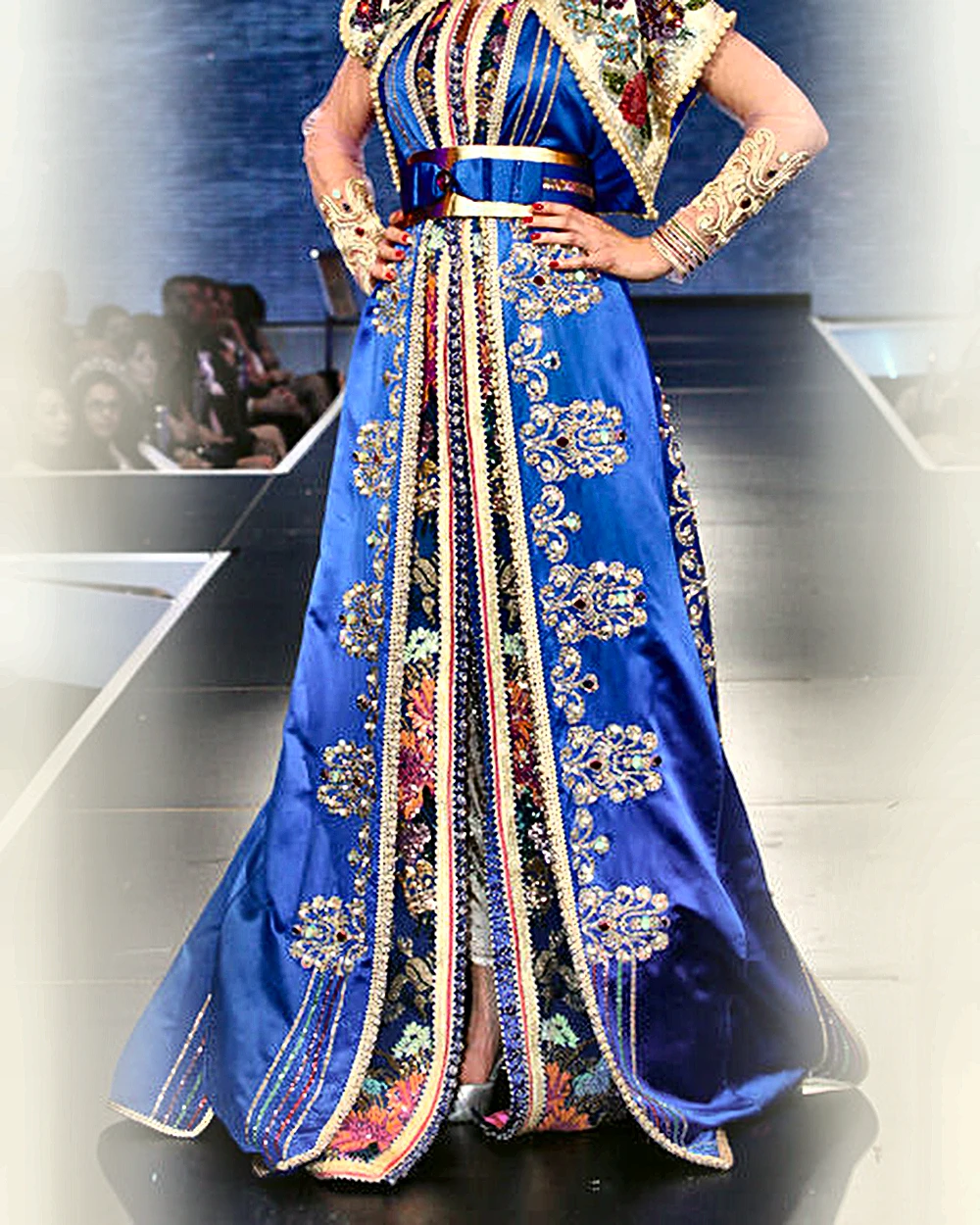 Caftan Bleu Roi Perles — Ouidad Création